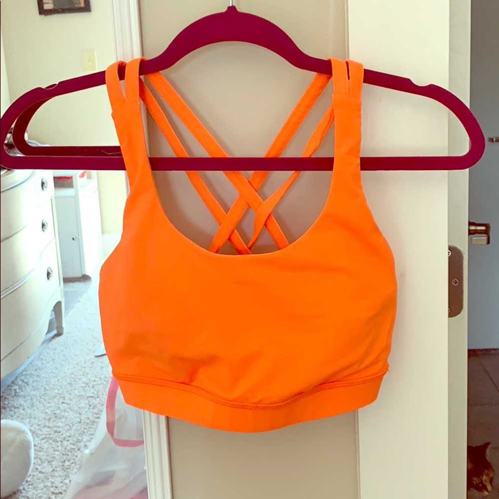 Lulu Lemon sports Bra like New!